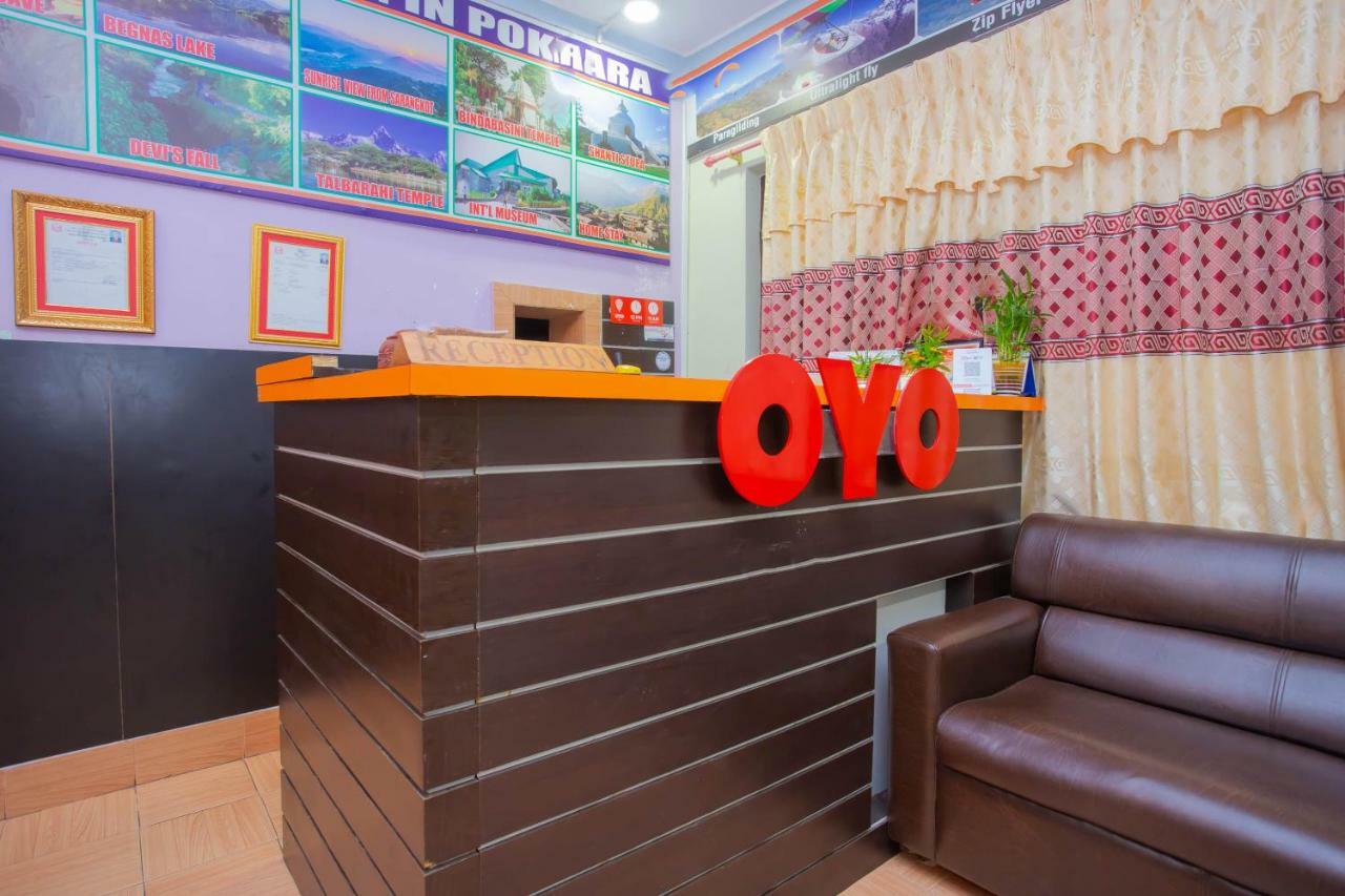 Oyo 575 Api Suites Покхара Екстер'єр фото